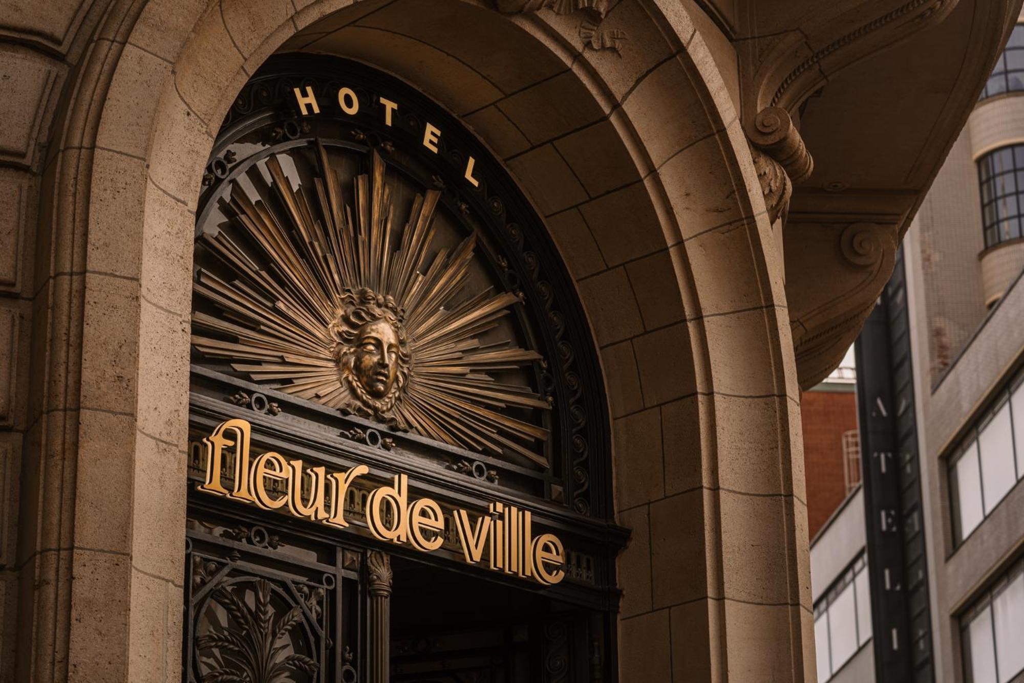 Hotel Fleur De Ville Bruxelles Esterno foto